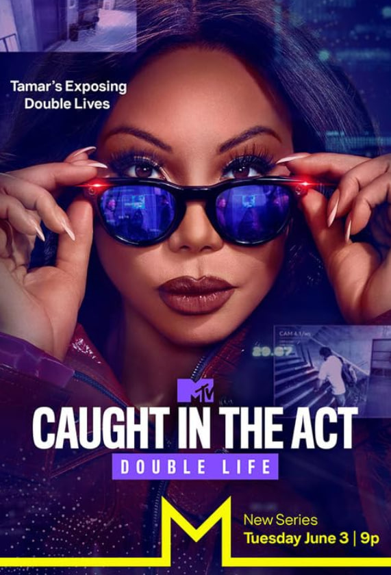 陷入困境：双重生活